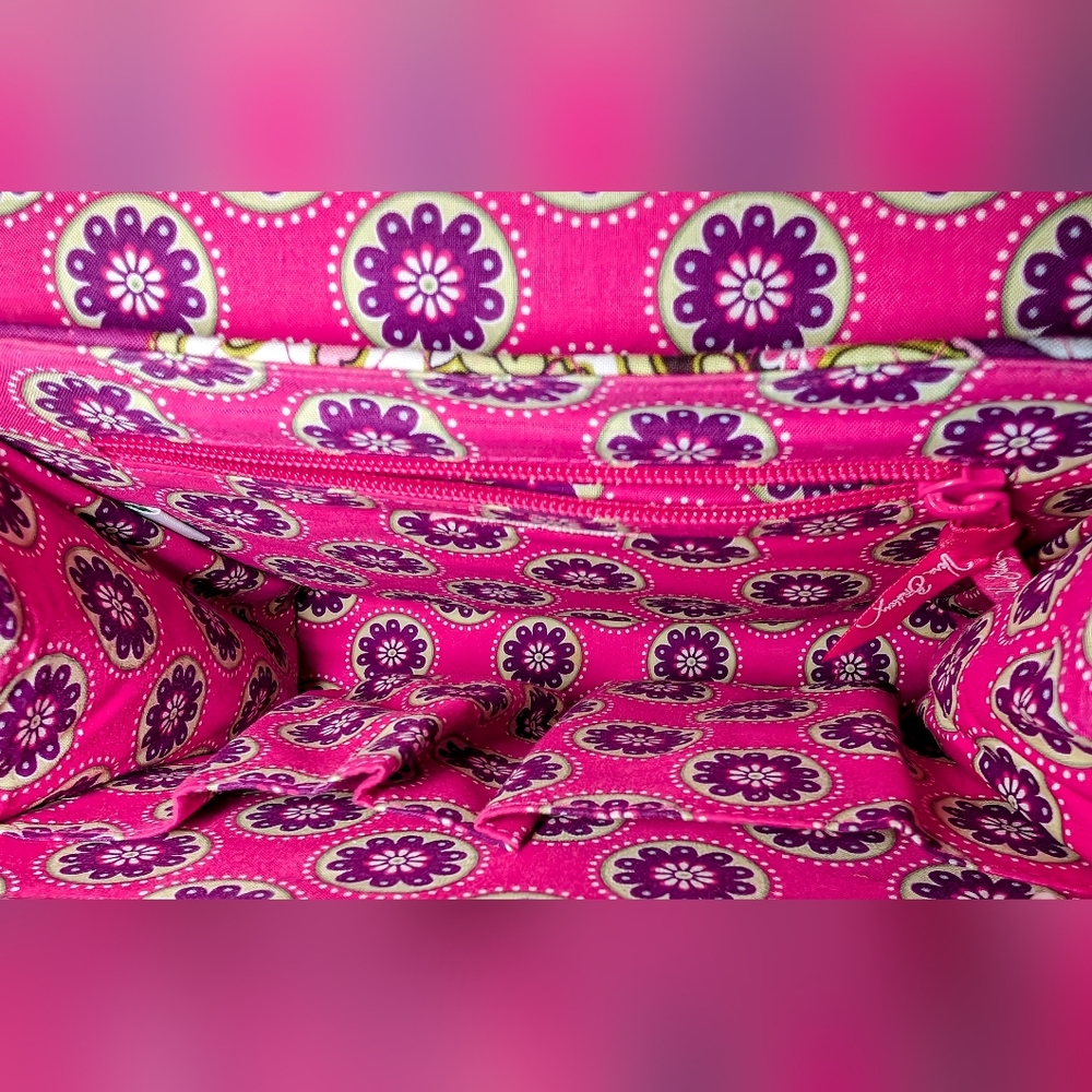 Vera Bradley Very Berry Paisley Cross Body Bag With Removable Straps - Picture 7 of 10